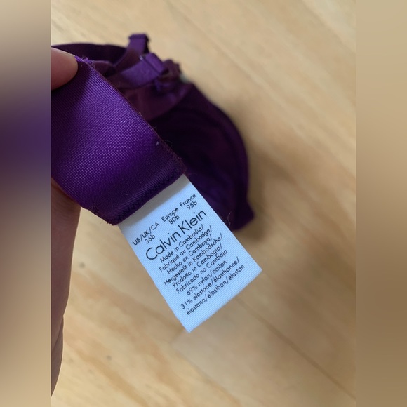 Brand new Calvin Klein Soft Bra Size 36B - Picture 3 of 3